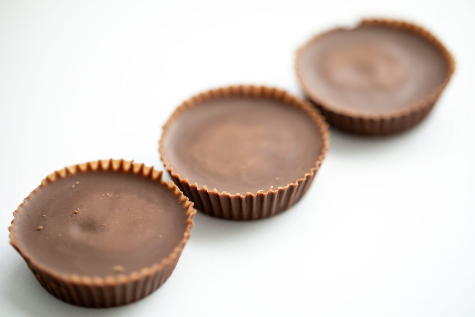 shutterstock_1194637558-scaled-e1677195405257.jpgfit16002C1067ssl1 Reese’s Expected to Make Dairy-Free Debut with Plant-Based Peanut Butter Cups