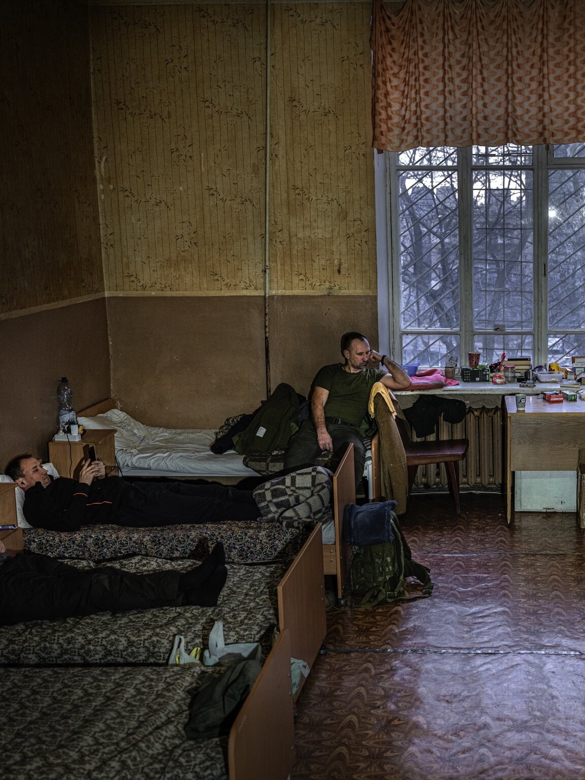 19mag-Ukraine-16-mobileMasterAt3x-v2 ‘I Live in Hell’: The Psychic Wounds of Ukraine’s Soldiers