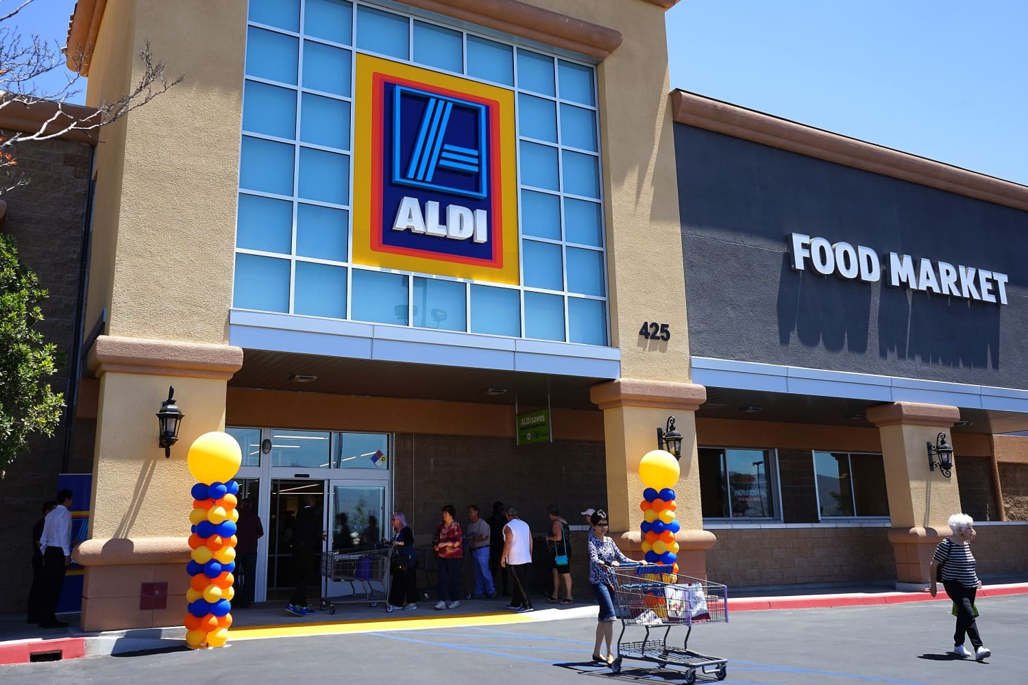 Aldi Just Dropped a Stunning $6 Kitchen Find That’s Perfect for Summer Desserts